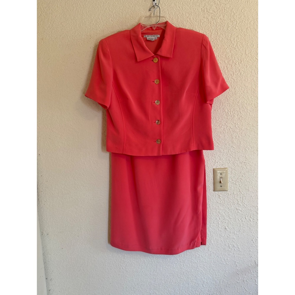 Maggy London Vintage 100% Silk Skirt Suit Set Coral Pink Short Sleeve Size 12